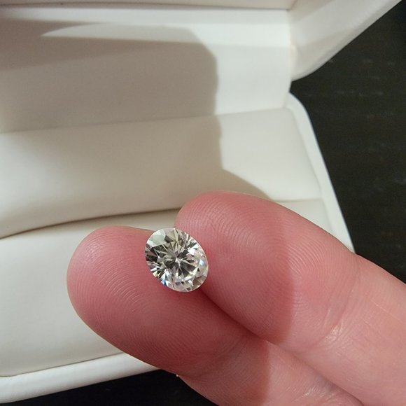 Certified Moissanite Diamond Oval Cut Diamond Loose Stone - Picture 2 of 7